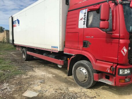 2008 MAN TGM, красный, 3100000 рублей, вид 2