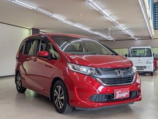 2019 Honda Freed II, красный, 1190000 рублей, вид 3