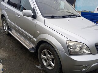 2008 Kia Sorento I Рестайлинг, серебристый, 1200000 рублей, вид 1