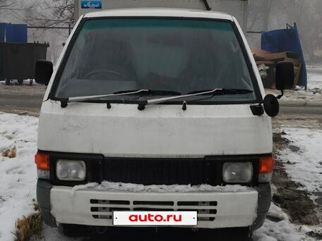 1991 Nissan Vanette, белый, 419900 рублей, вид 1