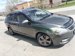2011 Kia Ceed I Рестайлинг, серебристый, 790000 рублей, вид 1