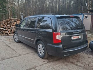 2011 Chrysler Town & Country V Рестайлинг, чёрный, 1350000 рублей, вид 5
