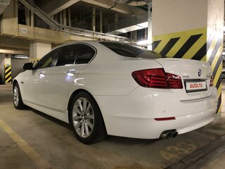 2012 BMW 5 серии 528i xDrive VI (F10/F11/F07), белый, 1999000 рублей, вид 2