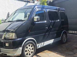 2001 Suzuki Every Landy IV, чёрный, 350000 рублей, вид 1