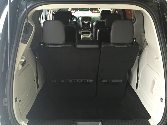 2014 Chrysler Voyager Grand V Рестайлинг, чёрный - вид 10