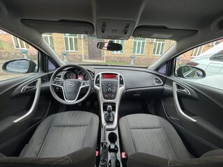 2011 Opel Astra J, серый, 700000 рублей, вид 5