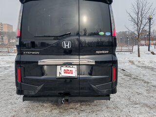 2016 Honda Stepwgn V, чёрный, 2250000 рублей, вид 4