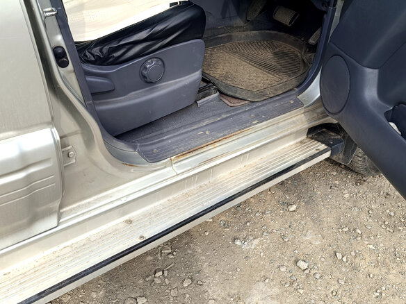 1998 Toyota Land Cruiser Prado 90 Series, серебристый, 1370000 рублей - вид 9