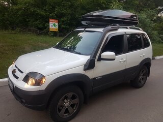 2018 Chevrolet Niva I Рестайлинг, белый, 980000 рублей, вид 1
