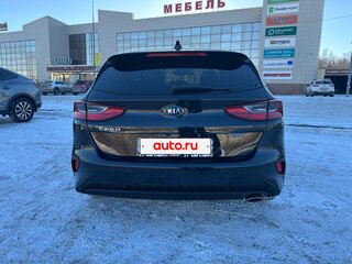 2018 Kia Ceed III, чёрный, 1690000 рублей, вид 5