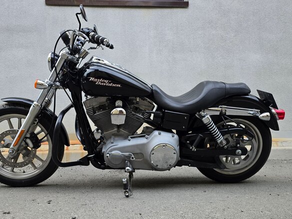 2006 Harley-Davidson Dyna Super Glide, чёрный, 700000 рублей - вид 3