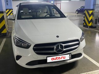 2019 Mercedes-Benz B-Класс 200 III (W247), белый, 1850000 рублей, вид 1
