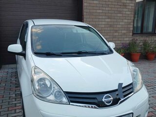 2013 Nissan Note I Рестайлинг, белый, 999000 рублей, вид 1