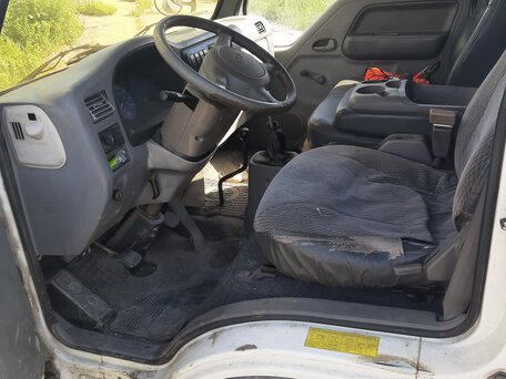 2004 Kia K-Series, белый, 500000 рублей, вид 5