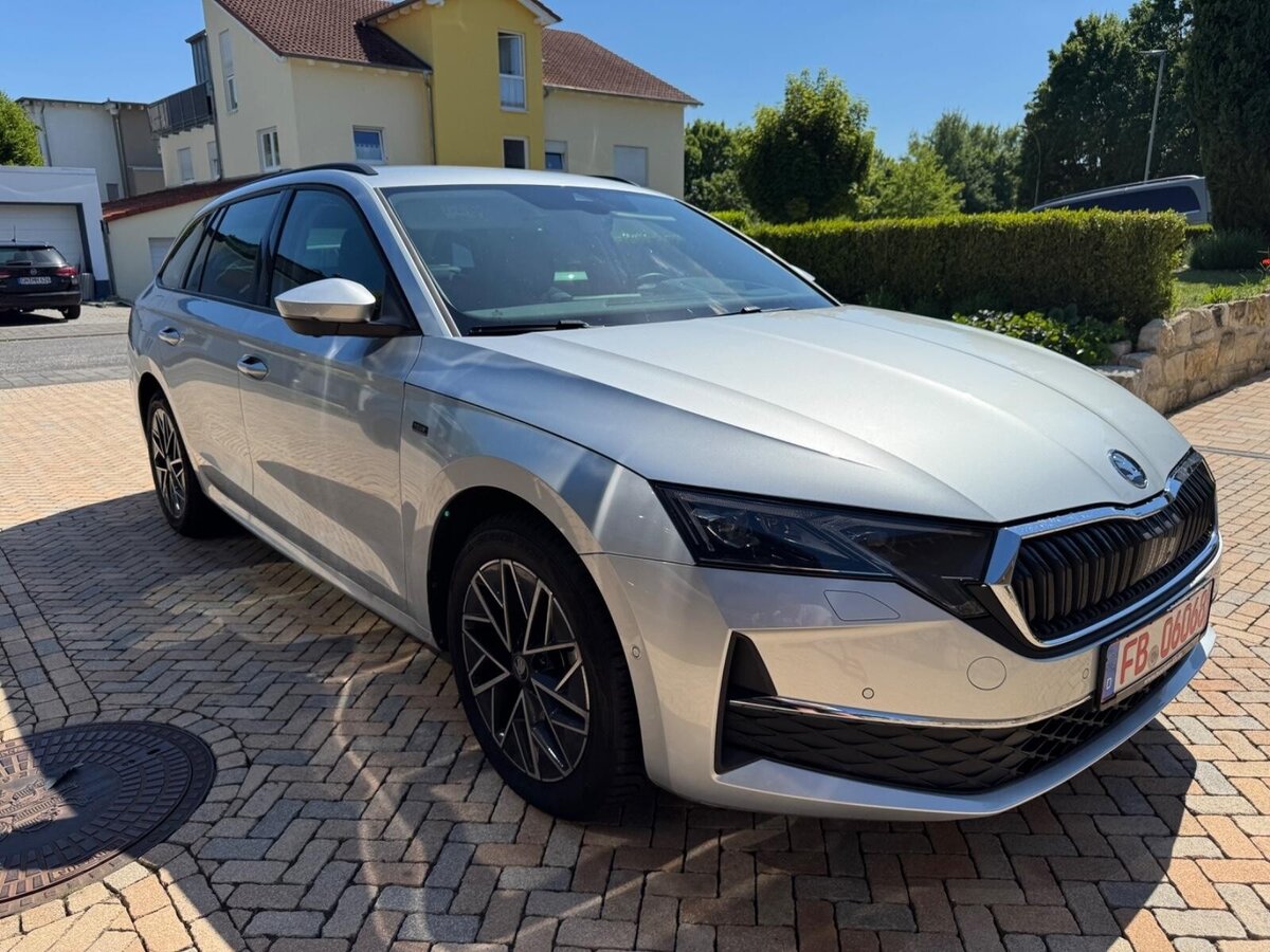 Открыть фотографии: Skoda Octavia IV (A8) Рестайлинг