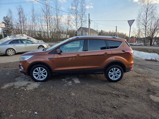 2018 Ford Kuga II Рестайлинг, коричневый, 1100000 рублей, вид 3