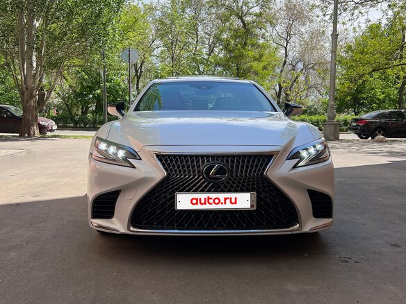 2018 Lexus LS 500 V, белый, 4850000 рублей - вид 3
