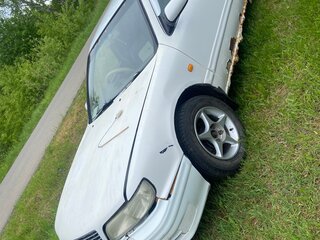 1996 Nissan Cefiro II (A32), белый, 100000 рублей, вид 3