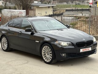 2013 BMW 5 серии 520i VI (F10/F11/F07) Рестайлинг, чёрный, 2100000 рублей, вид 1
