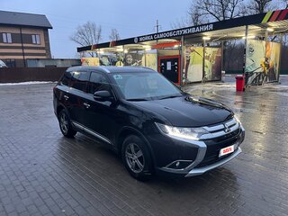 2016 Mitsubishi Outlander III Рестайлинг 2, чёрный, 2100000 рублей, вид 1