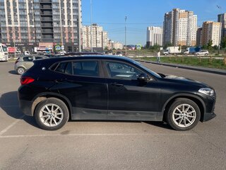 2018 BMW X2 sDrive18i I (F39), чёрный, 1750000 рублей, вид 4