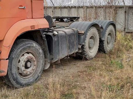 2004 КамАЗ 6460, оранжевый, 1250000 рублей, вид 3
