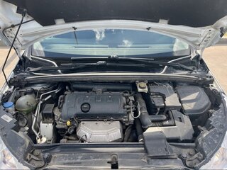 2012 Citroen C4 II, белый, 580000 рублей, вид 3