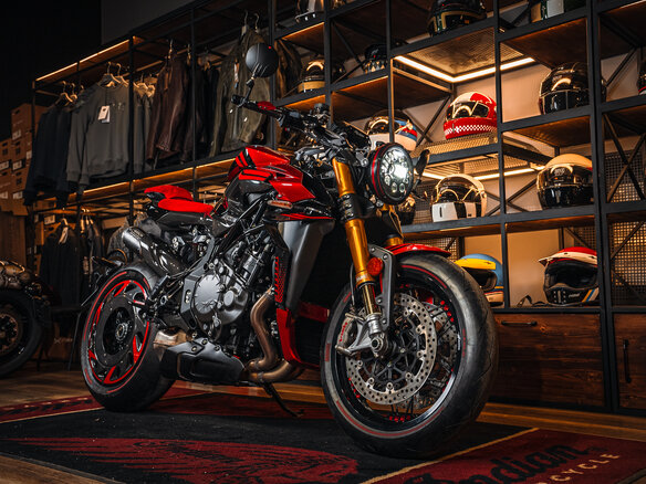 2024 MV Agusta Rush 1000, красный, 5390000 рублей - вид 3