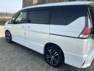 2016 Nissan Serena S-Hybrid V (C27), белый, 1500000 рублей, вид 5