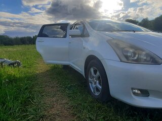 2003 Toyota Wish I, белый, 1200000 рублей, вид 3