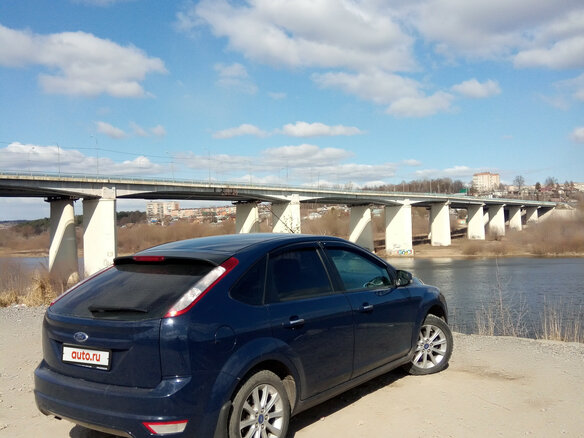 2011 Ford Focus II Рестайлинг, синий, 700000 рублей