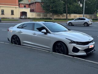 2021 Kia K5 III, белый, 2290000 рублей, вид 2
