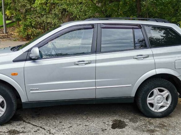 2007 SsangYong Kyron 4-speed I Рестайлинг, серебристый - вид 3