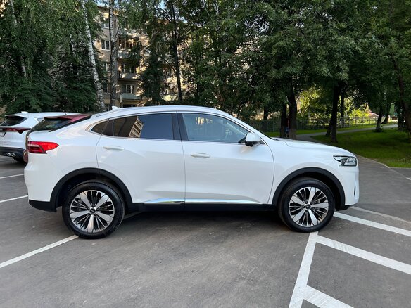 2021 Haval F7x I, белый, 1900000 рублей - вид 2