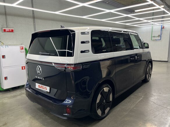2023 Volkswagen ID.Buzz, чёрный - вид 4