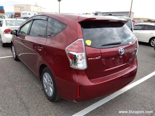 2019 Toyota Prius Alpha I (ZVW40/41) Рестайлинг, красный, 1950000 рублей, вид 3