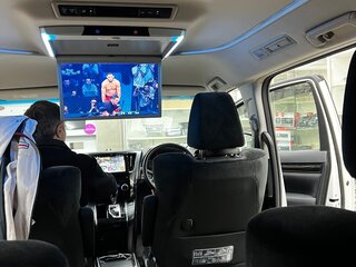 2019 Toyota Vellfire II Рестайлинг, белый, 4050000 рублей, вид 5