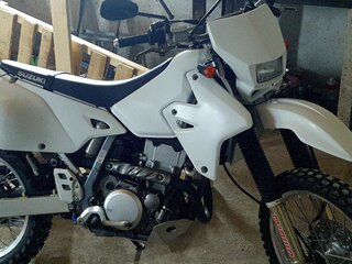 Suzuki DR-Z 400