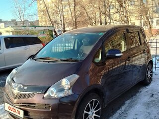 2009 Toyota Ractis I, красный, 830000 рублей, вид 1
