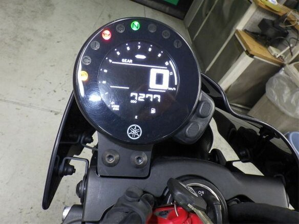 2021 Yamaha XSR700, чёрный, 760000 рублей - вид 11