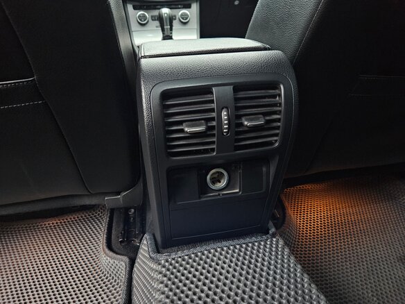 2012 Volkswagen Passat EcoFuel B7, чёрный, 1100000 рублей - вид 25