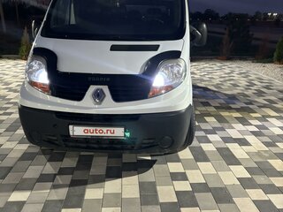 2007 Renault Trafic II Рестайлинг, белый, 1800000 рублей, вид 2