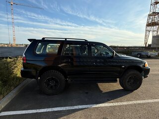 2005 Mitsubishi Pajero Sport I Рестайлинг, чёрный, 1090000 рублей, вид 2