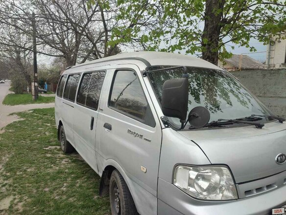 2005 Kia Bongo, серый, 930000 рублей - вид 3