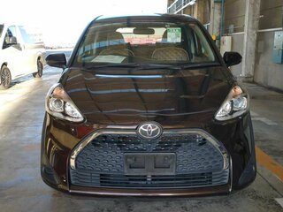 2019 Toyota Sienta II Рестайлинг, коричневый, 1630000 рублей, вид 4