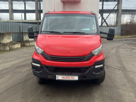 2017 Iveco Daily, красный, 1600000 рублей, вид 1