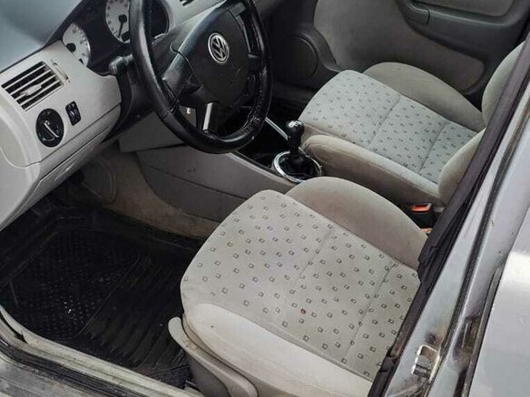 2005 Volkswagen Pointer, серый, 90000 рублей - вид 5