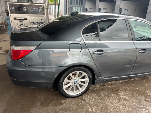 2008 BMW 5 серии 530i V (E60/E61) Рестайлинг, серый, 1090000 рублей - вид 3