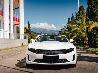 2019 Chevrolet Camaro VI Рестайлинг, белый, 3300000 рублей, вид 4