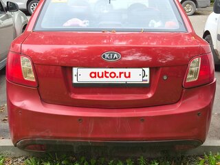 2010 Kia Rio II Рестайлинг, красный, 450000 рублей, вид 3